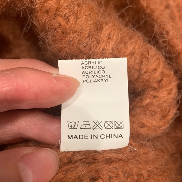 Boutique Libertie Maximin Jumper - Picture 5 of 7